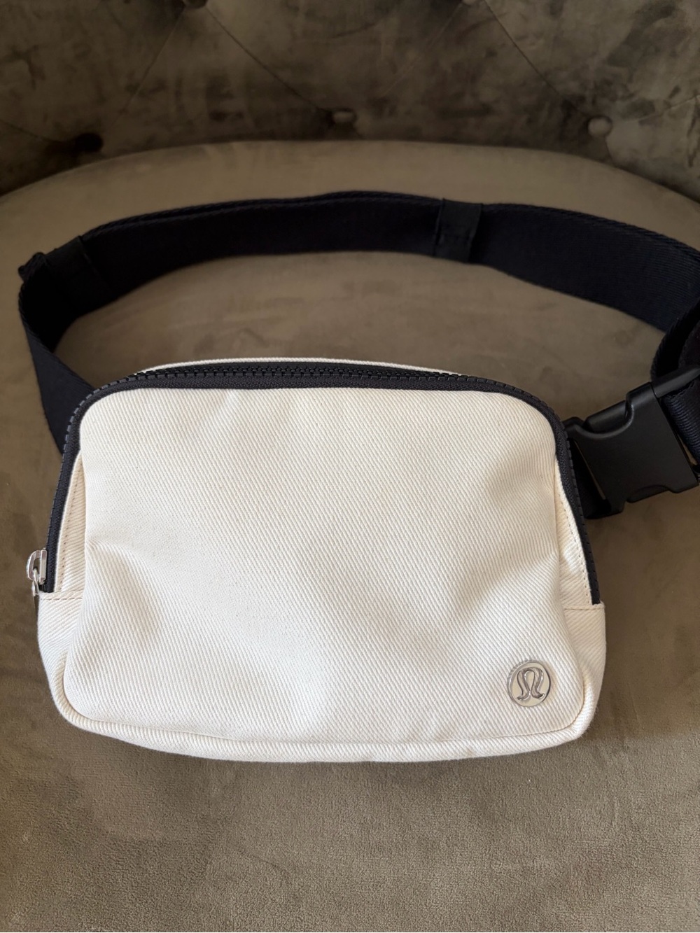 lululemon everywhere belt bag 1L - canvas!